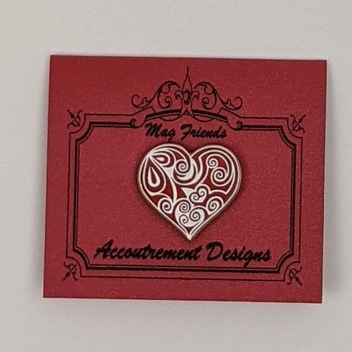 Swirl Heart Needle Minder Magnet (Red)